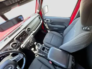 Jeep Wrangler Unlimited 2022 4x4 Sahara Altitude 4 puertas SUV