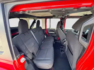 Jeep Wrangler Unlimited 2022 4x4 Sahara Altitude 4 puertas SUV