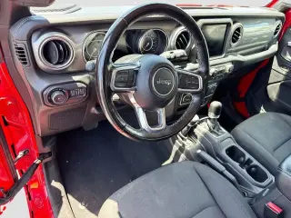 Jeep Wrangler Unlimited 2022 4x4 Sahara Altitude 4 puertas SUV