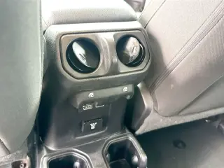 Jeep Wrangler 2023 4x4 Sahara 4 puertas SUV