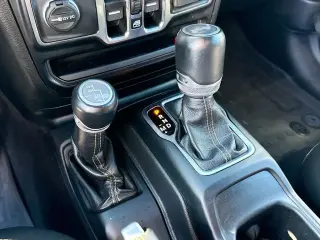 Jeep Wrangler Unlimited 2022 4x4 Sahara Altitude 4 puertas SUV