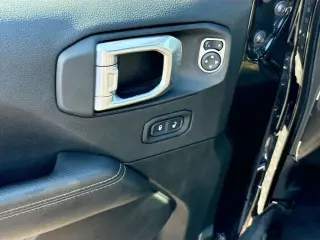 Jeep Wrangler Unlimited 2022 4x4 Sahara Altitude 4 puertas SUV