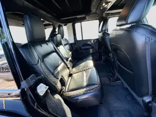 Jeep Wrangler Unlimited 2022 4x4 Sahara Altitude 4 puertas SUV