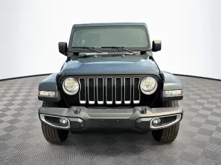 Jeep Wrangler 2023 4x4 Sahara 4 puertas SUV