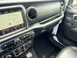 Jeep Wrangler Unlimited 2022 4x4 Sahara Altitude 4 puertas SUV