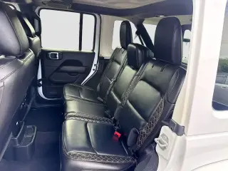 Jeep Wrangler Unlimited 2022 4x4 Sahara Altitude 4 puertas SUV