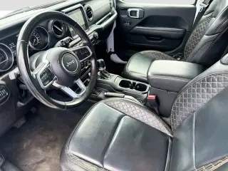 Jeep Wrangler Unlimited 2022 4x4 Sahara Altitude 4 puertas SUV