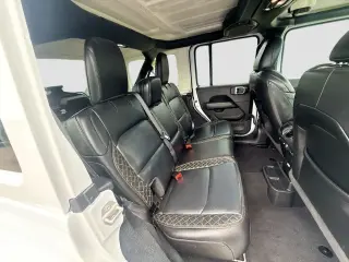 Jeep Wrangler Unlimited 2022 4x4 Sahara Altitude 4 puertas SUV