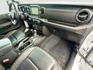 Jeep Wrangler Unlimited 2022 4x4 Sahara Altitude 4 puertas SUV