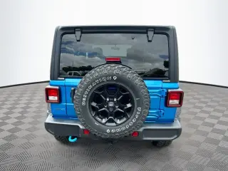 Jeep Wrangler 2023 4x4 Willys 4xe 4 puertas SUV