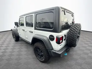 Jeep Wrangler 2023 4x4 Willys 4xe 4 puertas SUV