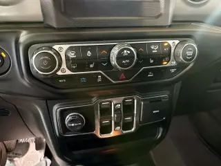 Jeep Wrangler 2023 4x4 Willys 4xe 4 puertas SUV