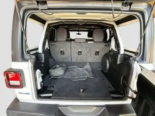 Jeep Wrangler 2023 4x4 Willys 4xe 4 puertas SUV