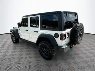 Jeep Wrangler 2023 4x4 Willys 4xe 4 puertas SUV