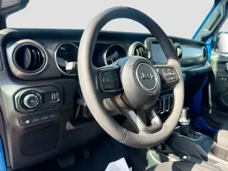 Jeep Wrangler 2023 4x4 Willys 4xe 4 puertas SUV