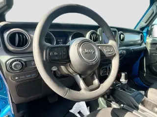Jeep Wrangler 2023 4x4 Willys 4xe 4 puertas SUV