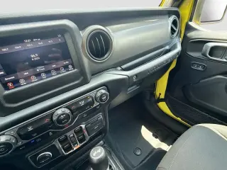 Jeep Wrangler 2023 4x4 Willys 4xe 4 puertas SUV