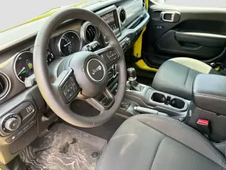 Jeep Wrangler 2023 4x4 Willys 4xe 4 puertas SUV