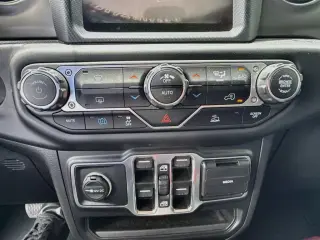 Jeep Wrangler 2023 4x4 Willys 4xe 4 puertas SUV