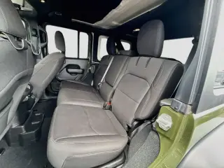 Jeep Wrangler 2023 4x4 Willys 4xe 4 puertas SUV