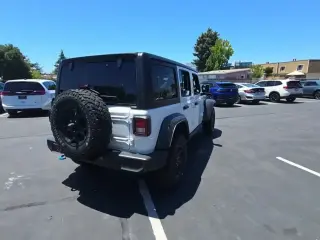 Jeep Wrangler 2023 4x4 Willys 4xe 4 puertas SUV