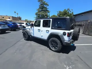 Jeep Wrangler 2023 4x4 Willys 4xe 4 puertas SUV
