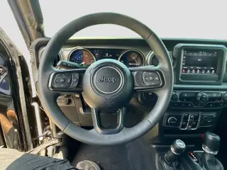 Jeep Wrangler 2023 4x4 Willys 4xe 4 puertas SUV