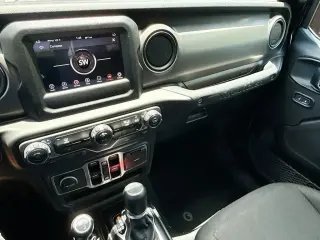 Jeep Wrangler 2023 4x4 Willys 4xe 4 puertas SUV