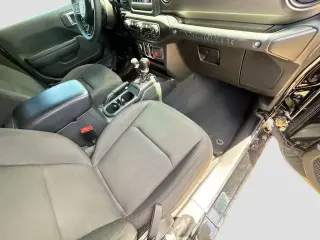 Jeep Wrangler 2023 4x4 Willys 4xe 4 puertas SUV