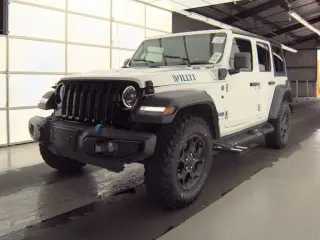 Jeep Wrangler 2023 4x4 Willys 4xe 4 puertas SUV