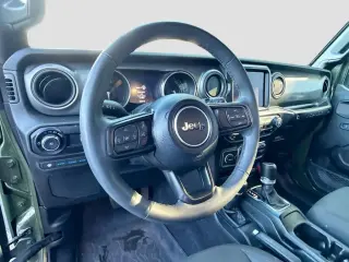 Jeep Wrangler 2023 4x4 Willys 4xe 4 puertas SUV