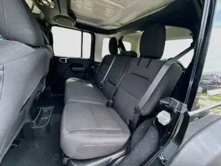 Jeep Wrangler 2023 4x4 Willys 4xe 4 puertas SUV