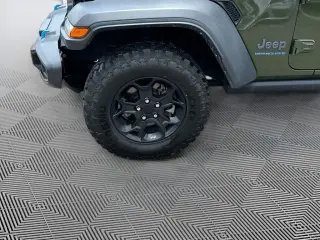 Jeep Wrangler 2023 4x4 Willys 4xe 4 puertas SUV