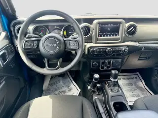 Jeep Wrangler 2023 4x4 Willys 4xe 4 puertas SUV