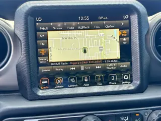 Jeep Wrangler 2023 4x4 Willys 4xe 4 puertas SUV