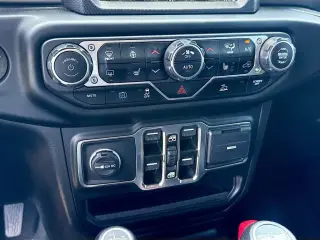 Jeep Wrangler 2023 4x4 Willys 4xe 4 puertas SUV