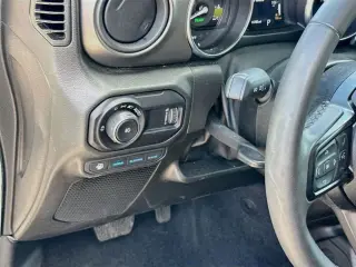 Jeep Wrangler 2023 4x4 Willys 4xe 4 puertas SUV