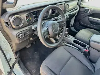 Jeep Wrangler 2023 4x4 Willys 4xe 4 puertas SUV