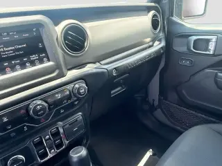 Jeep Wrangler 2023 4x4 Willys 4xe 4 puertas SUV
