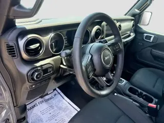 Jeep Wrangler 2023 4x4 Willys 4xe 4 puertas SUV