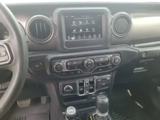 Jeep Wrangler 2023 4x4 Willys 4xe 4 puertas SUV