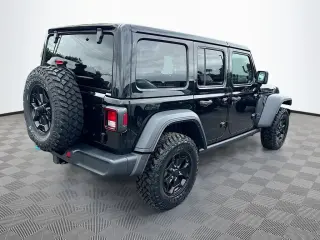 Jeep Wrangler 2023 4x4 Willys 4xe 4 puertas SUV