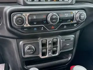 Jeep Wrangler 2023 4x4 Willys 4xe 4 puertas SUV