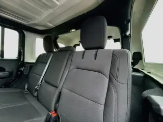 Jeep Wrangler 2023 4x4 Willys 4xe 4 puertas SUV