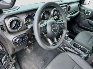 Jeep Wrangler 2023 4x4 Willys 4xe 4 puertas SUV