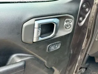 Jeep Wrangler 2023 4x4 Willys 4xe 4 puertas SUV