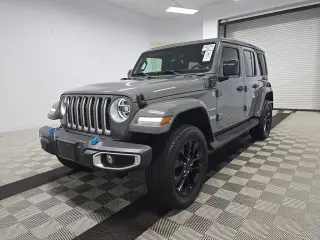 Jeep Wrangler Unlimited 2022 4x4 Sahara 4xe 4 puertas SUV