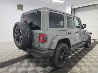 Jeep Wrangler Unlimited 2022 4x4 Sahara 4xe 4 puertas SUV