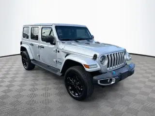 Jeep Wrangler Unlimited 2022 4x4 High Altitude 4xe 4 puertas SUV