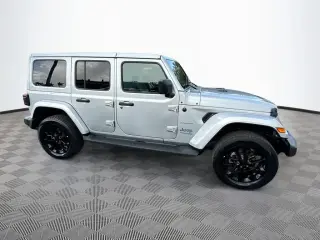 Jeep Wrangler Unlimited 2022 4x4 High Altitude 4xe 4 puertas SUV